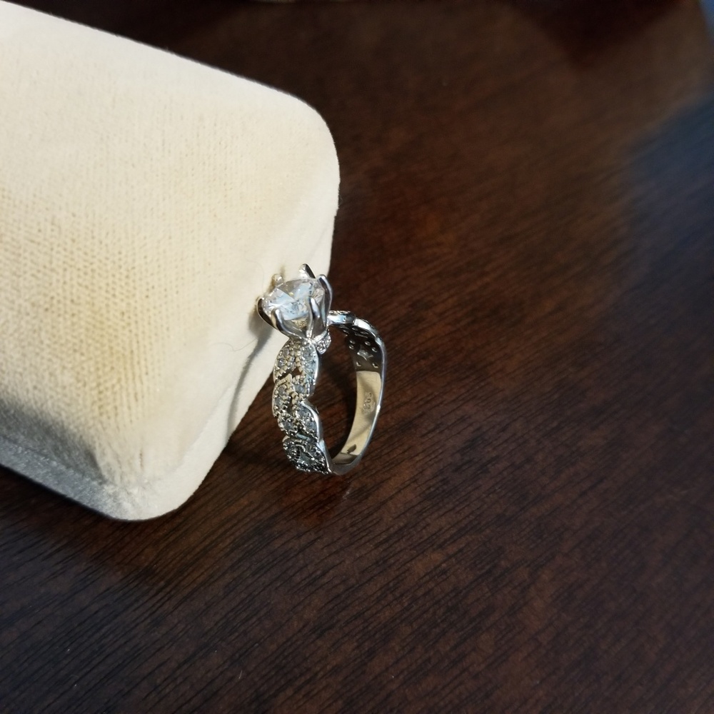 Sterling Leaf Design Ring - image 4